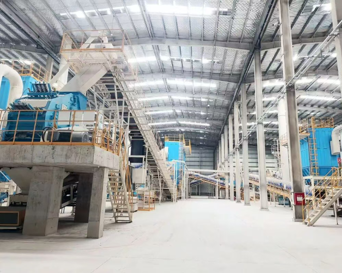 Desde residuos de construcción hasta materiales de construcción ecológicos: Shanghai SANME Group ayuda a Mianyang a construir un proyecto de referencia para la eliminación de 2 millones de toneladas de residuos sólidos al año.