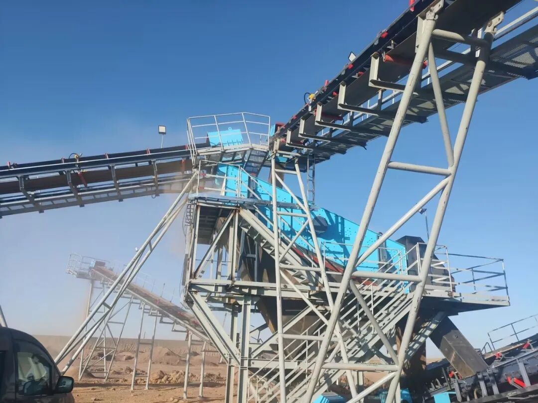 Reconocimiento del Cliente | La tecnología de procesamiento de minerales secos de SANME ayuda a mejorar la calidad y la eficiencia de un proyecto de mina de fluorita en Asia Central