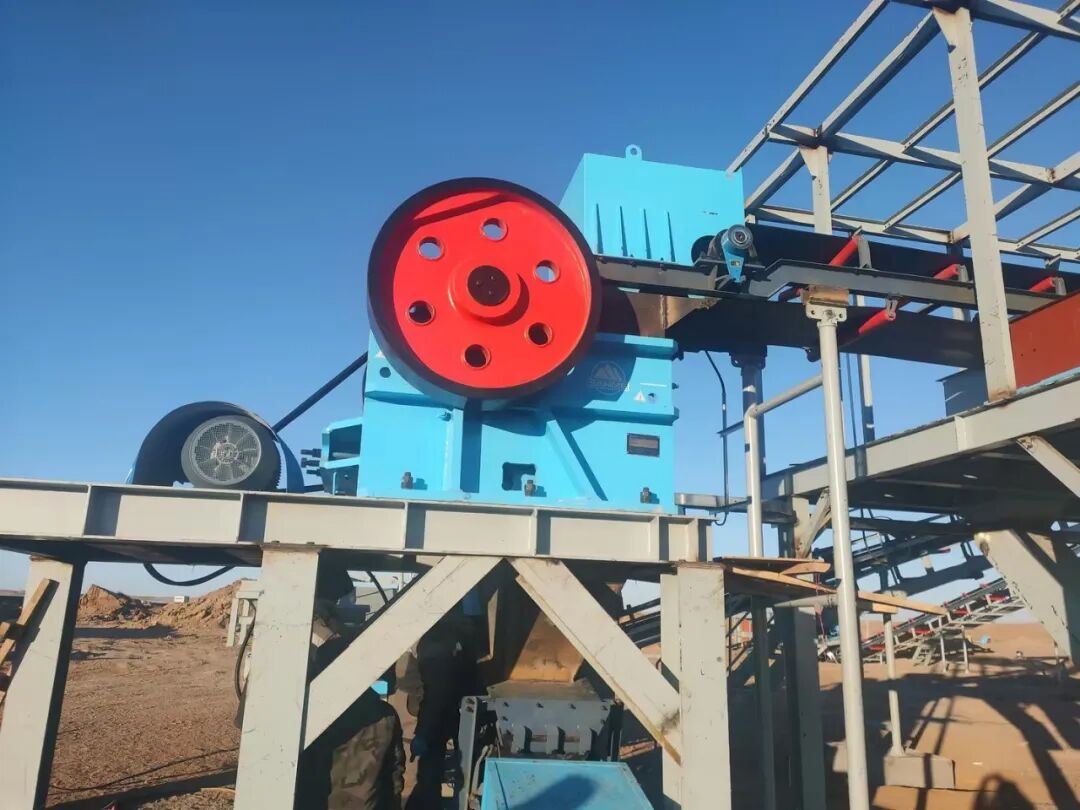 Reconocimiento del Cliente | La tecnología de procesamiento de minerales secos de SANME ayuda a mejorar la calidad y la eficiencia de un proyecto de mina de fluorita en Asia Central
