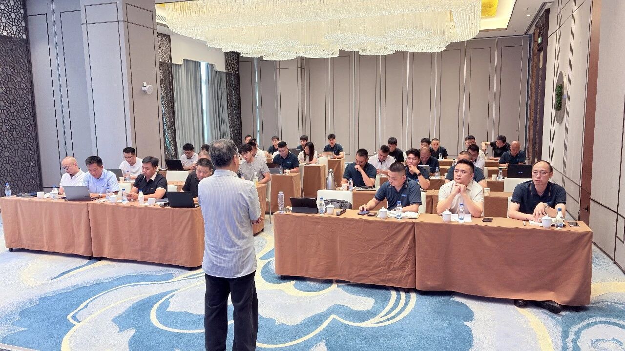 Uniendo esfuerzos y superando desafíos: La Conferencia de Marketing del primer semestre de 2026 de Shanghai SANME se celebró con éxito