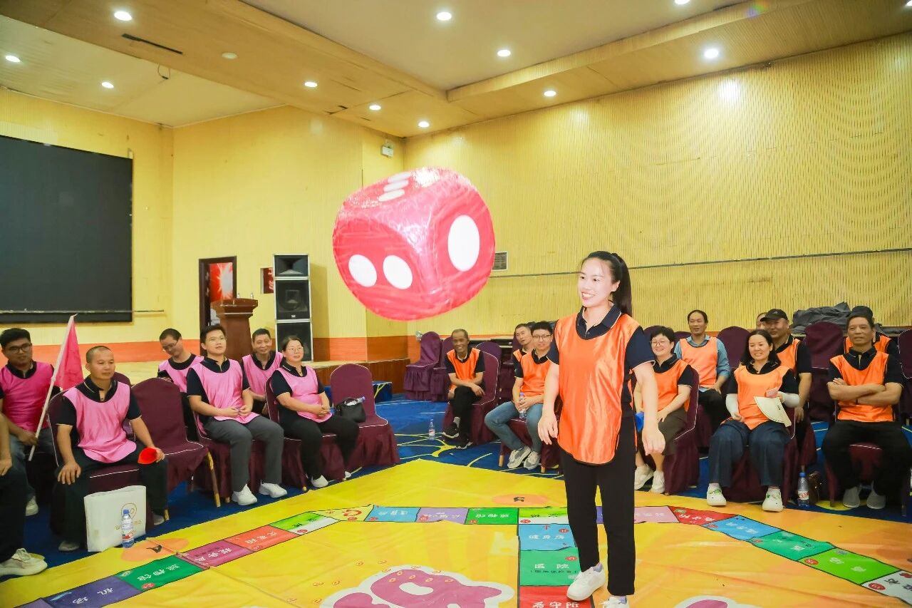 Uniendo fortalezas, forjando la excelencia: El evento de integración del equipo de la base de Shanghai SANME en Zhengzhou enciende la pasión